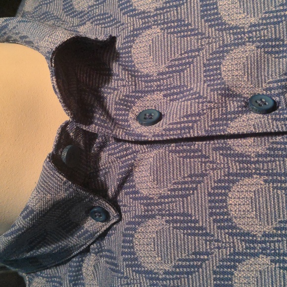 Shirt - Picture 3 of 7